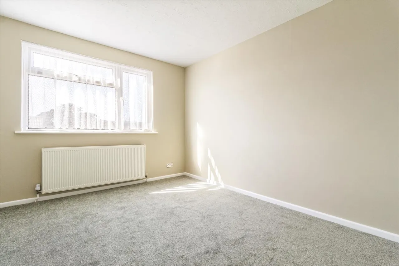 Twyford Close, Worthing, photo 17