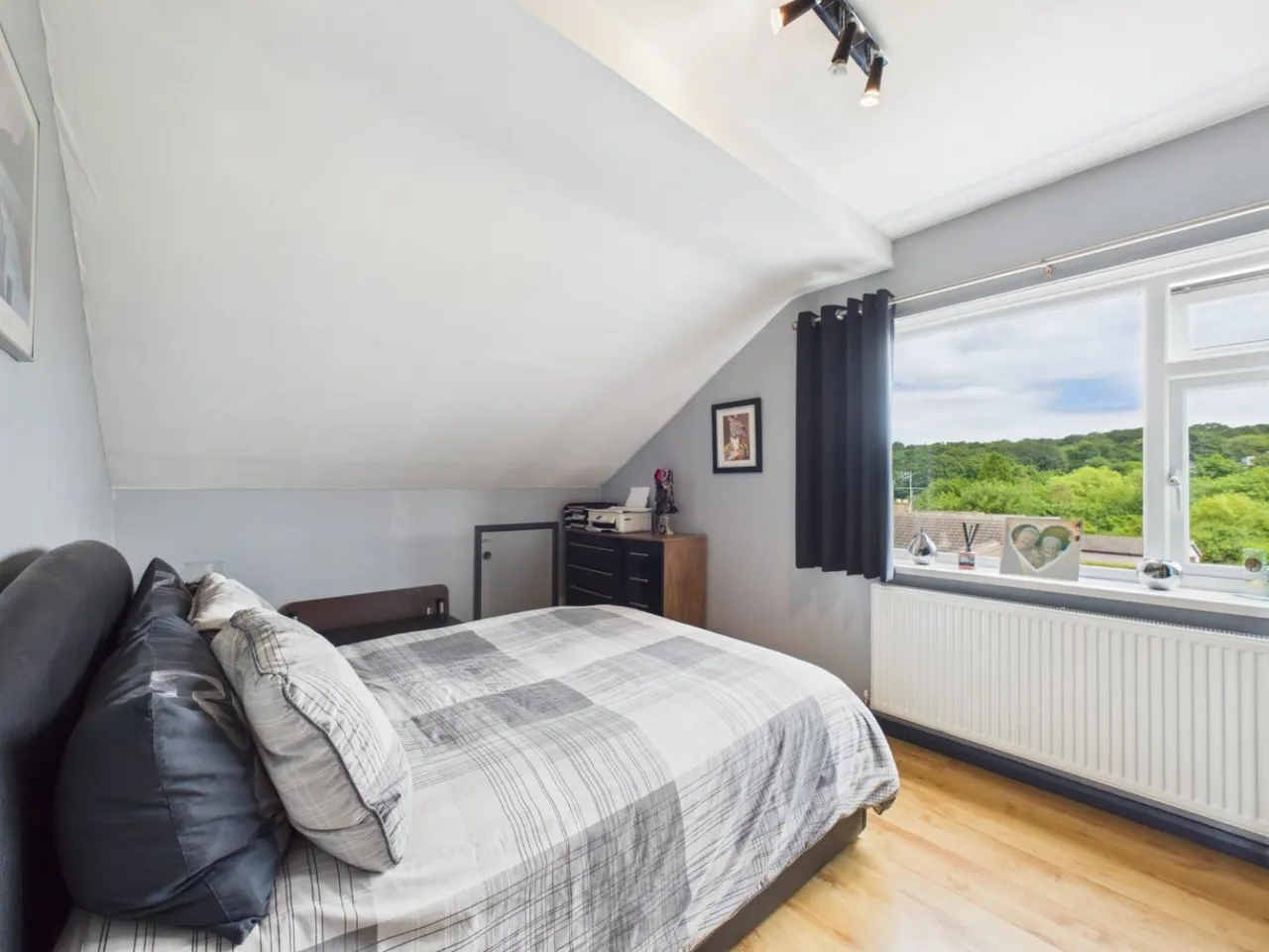Brackendale Drive, Bradford, BD10, photo 10