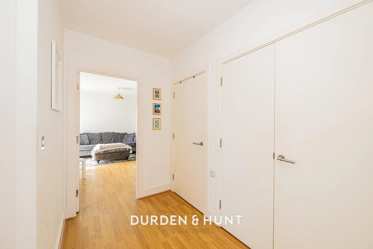 Firwood Lane, Romford, RM3, photo 8
