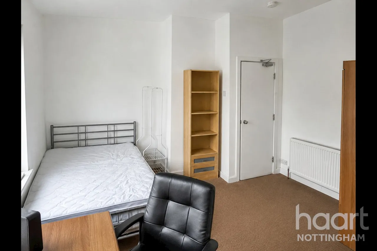 Claude Street, Dunkirk, NG7, photo 3