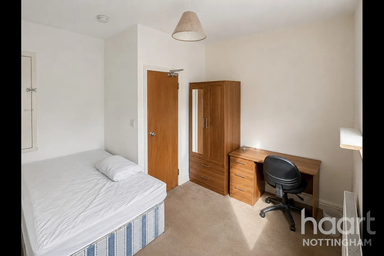 Claude Street, Dunkirk, NG7, photo 4