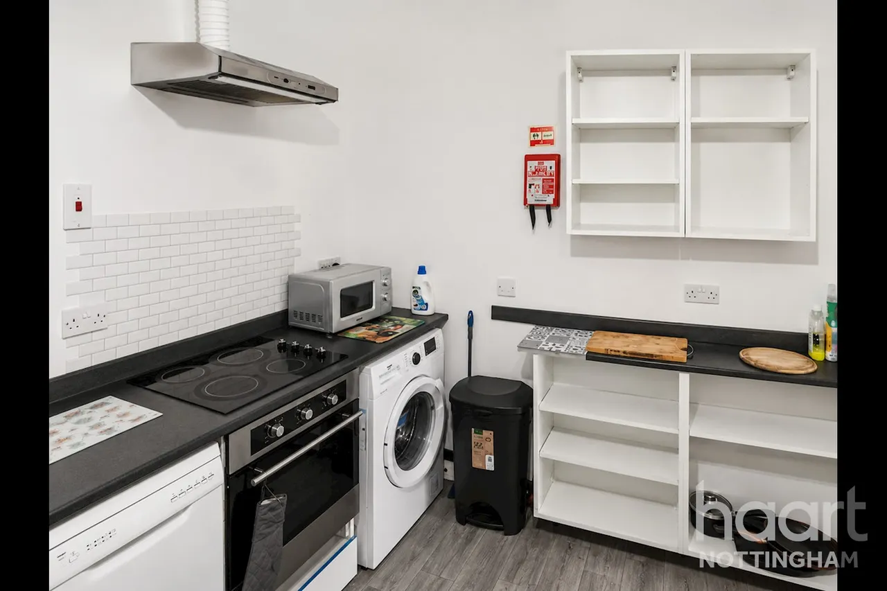 Claude Street, Dunkirk, NG7, photo 7