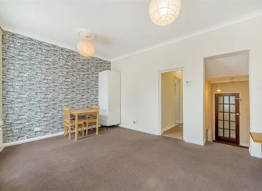 Brandram Road, Lewisham, SE13, photo 5