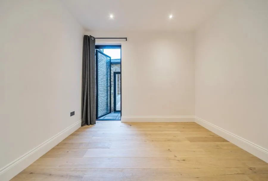 Littleton Street, SW18, photo 5