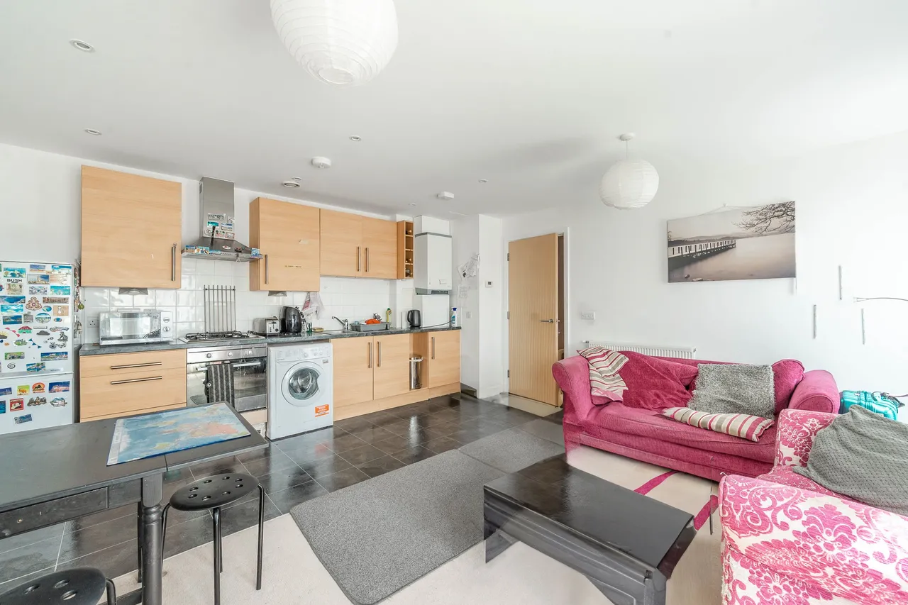 Flat 25, Goodstone Court, 205 Headstone Drive, Harrow, photo 2