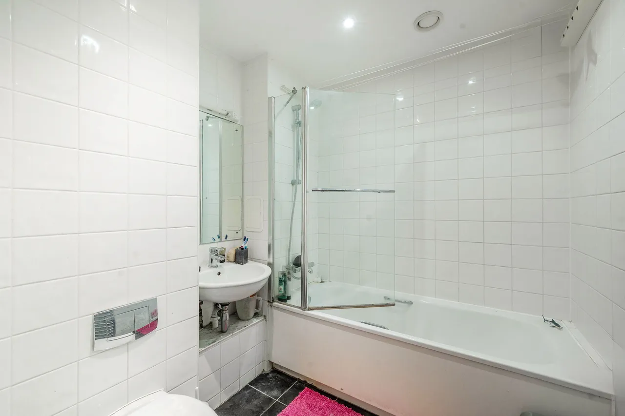 Flat 25, Goodstone Court, 205 Headstone Drive, Harrow, photo 5