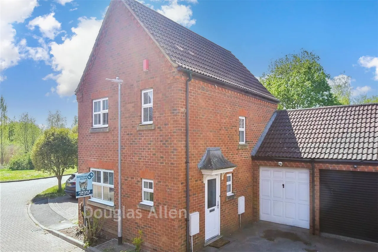 3 bed house for sale, Heather Gardens, Waltham Abbey, EN9