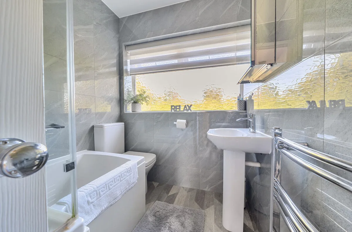 Pulborough, RH20, photo 9