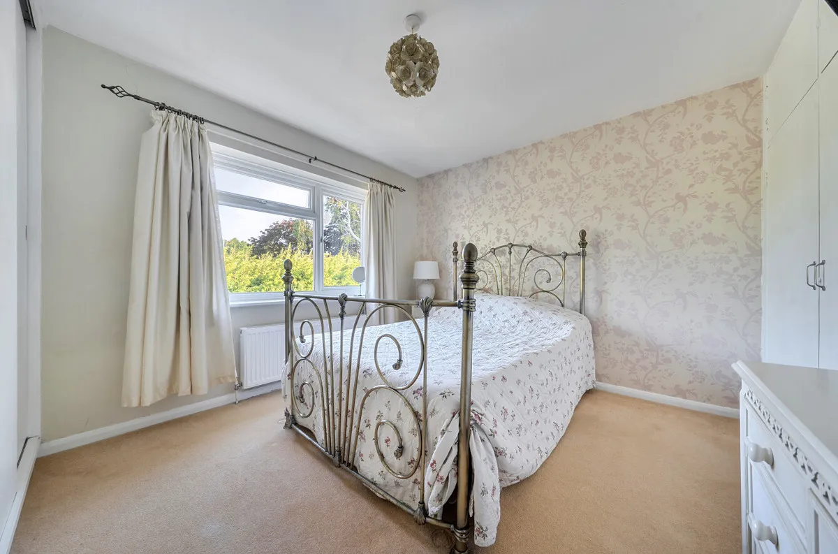 Pulborough, RH20, photo 7