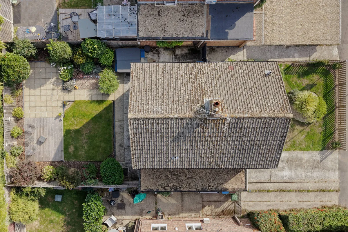 Pulborough, RH20, photo 17