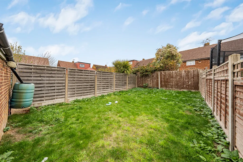 Rosemary Close, Hillingdon, UB8, photo 7