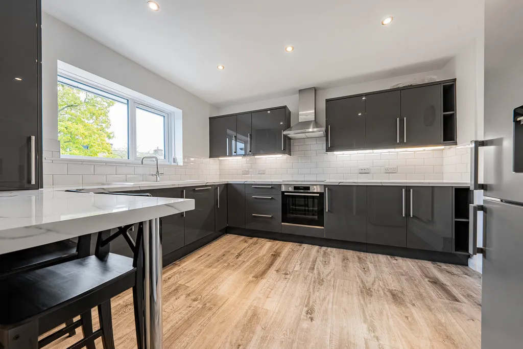 Rosemary Close, Hillingdon, UB8, photo 20