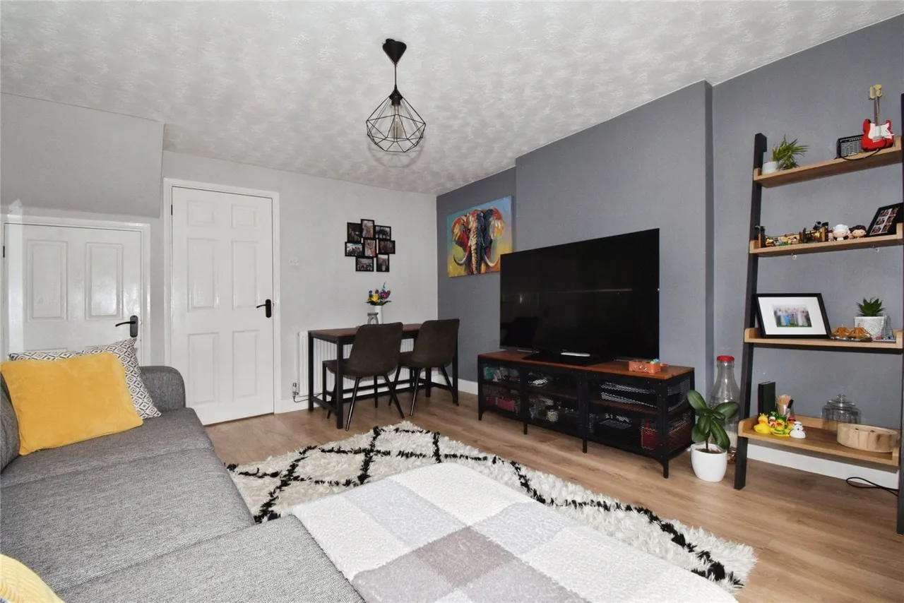 Pochins Close, Wigston, LE18, photo 2
