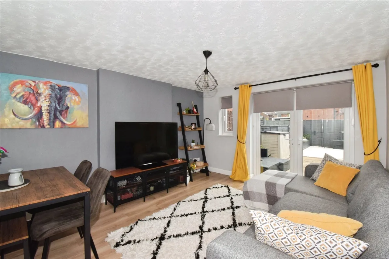 Pochins Close, Wigston, LE18, photo 6