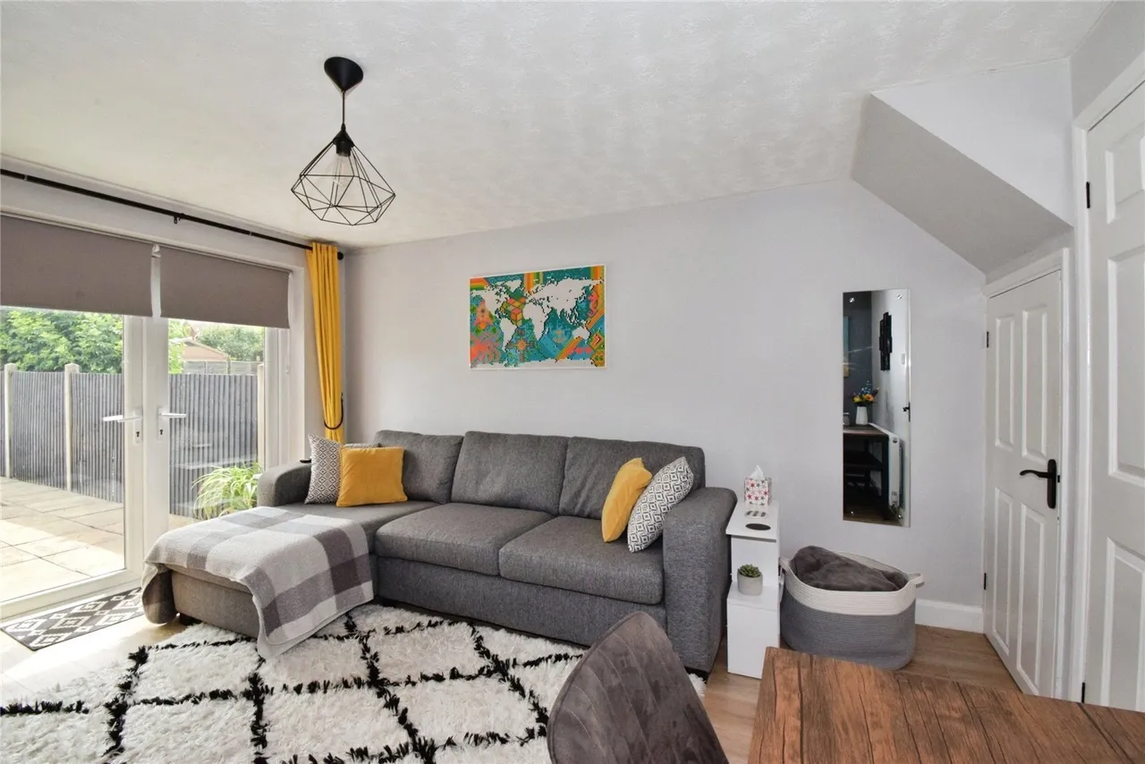 Pochins Close, Wigston, LE18, photo 5