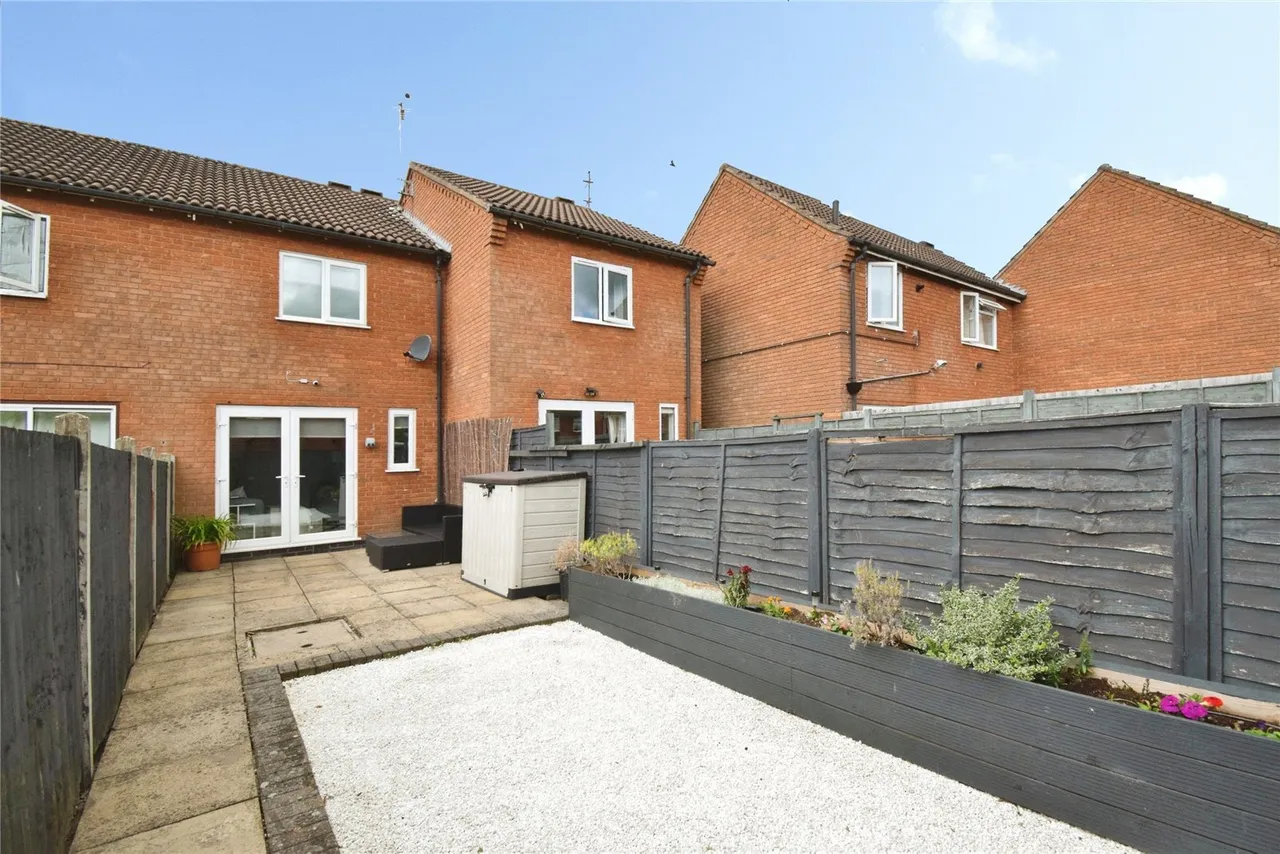 Pochins Close, Wigston, LE18, photo 12