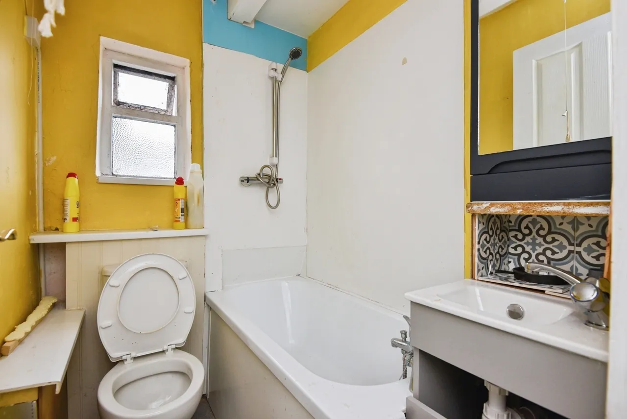 Clarendon Road, Morecambe, LA3, photo 8