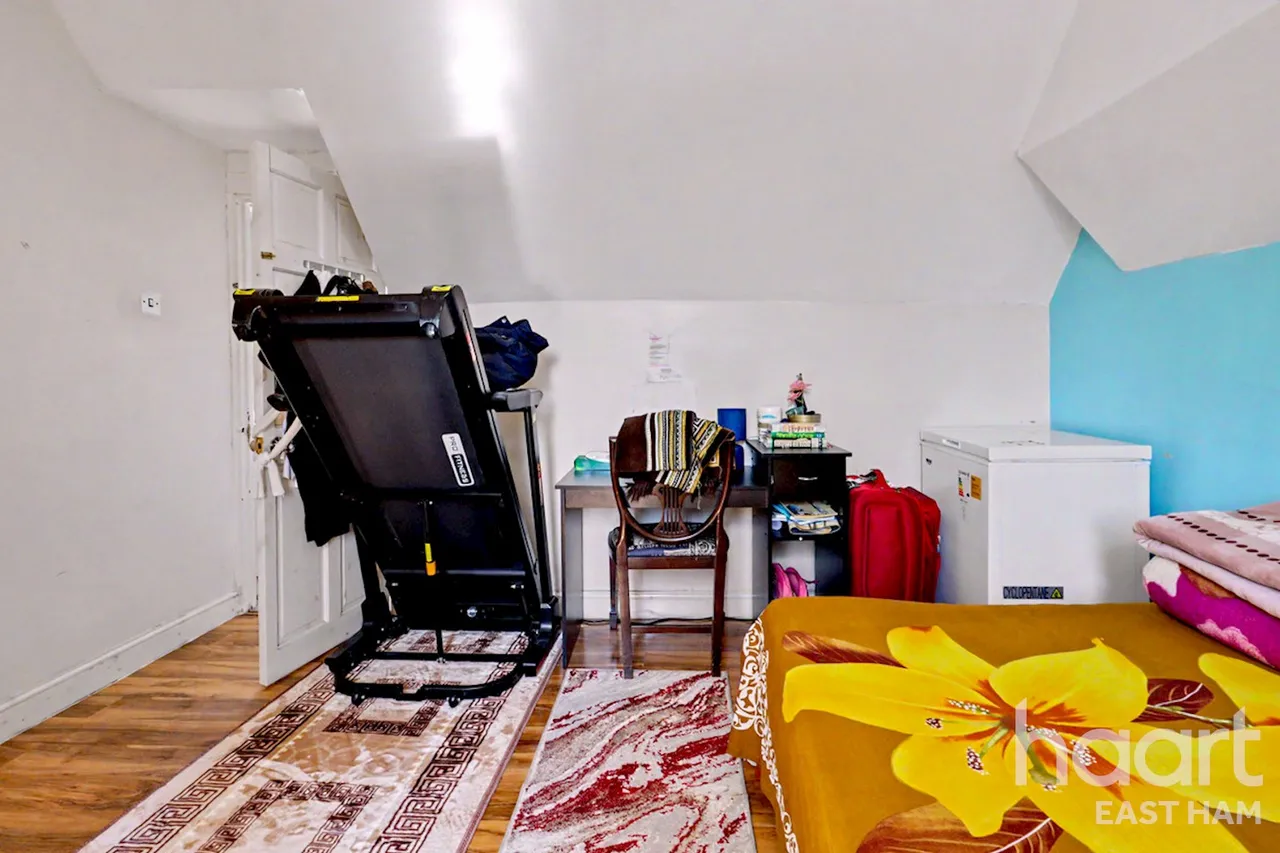 Gooseley Lane, London, E6, photo 29