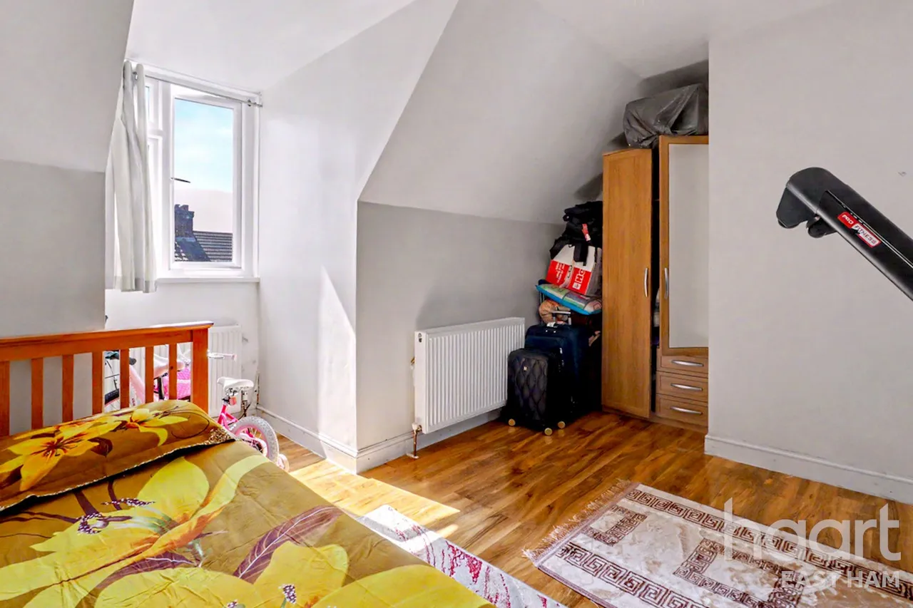 Gooseley Lane, London, E6, photo 26