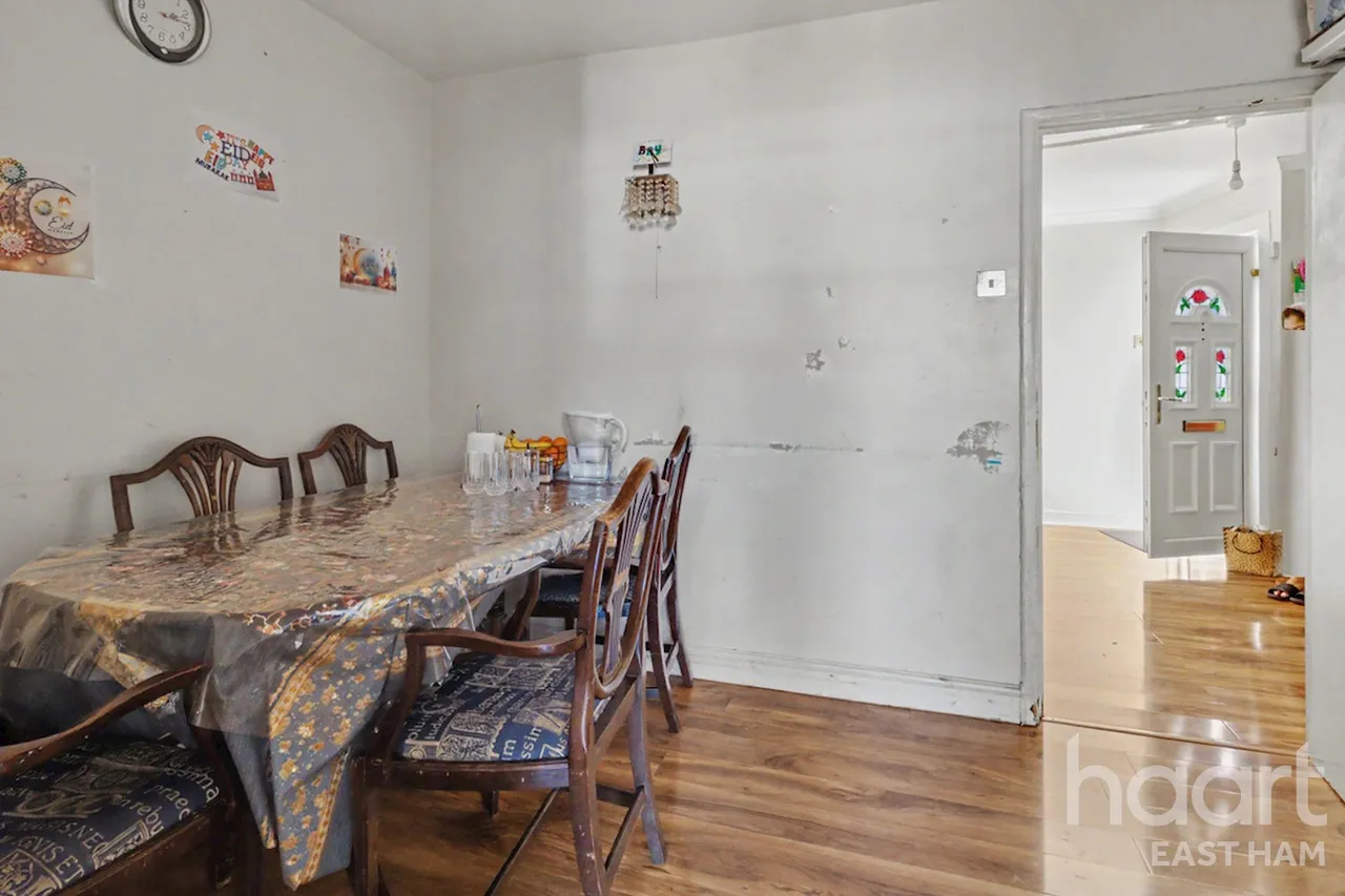 Gooseley Lane, London, E6, photo 16