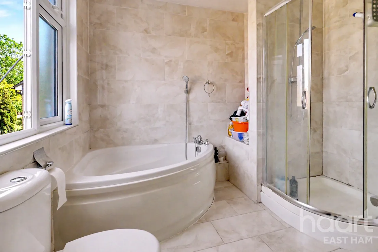 Gooseley Lane, London, E6, photo 24
