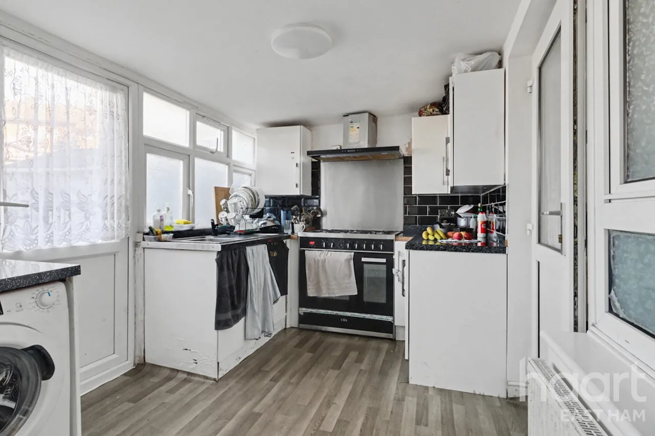 Gooseley Lane, London, E6, photo 3