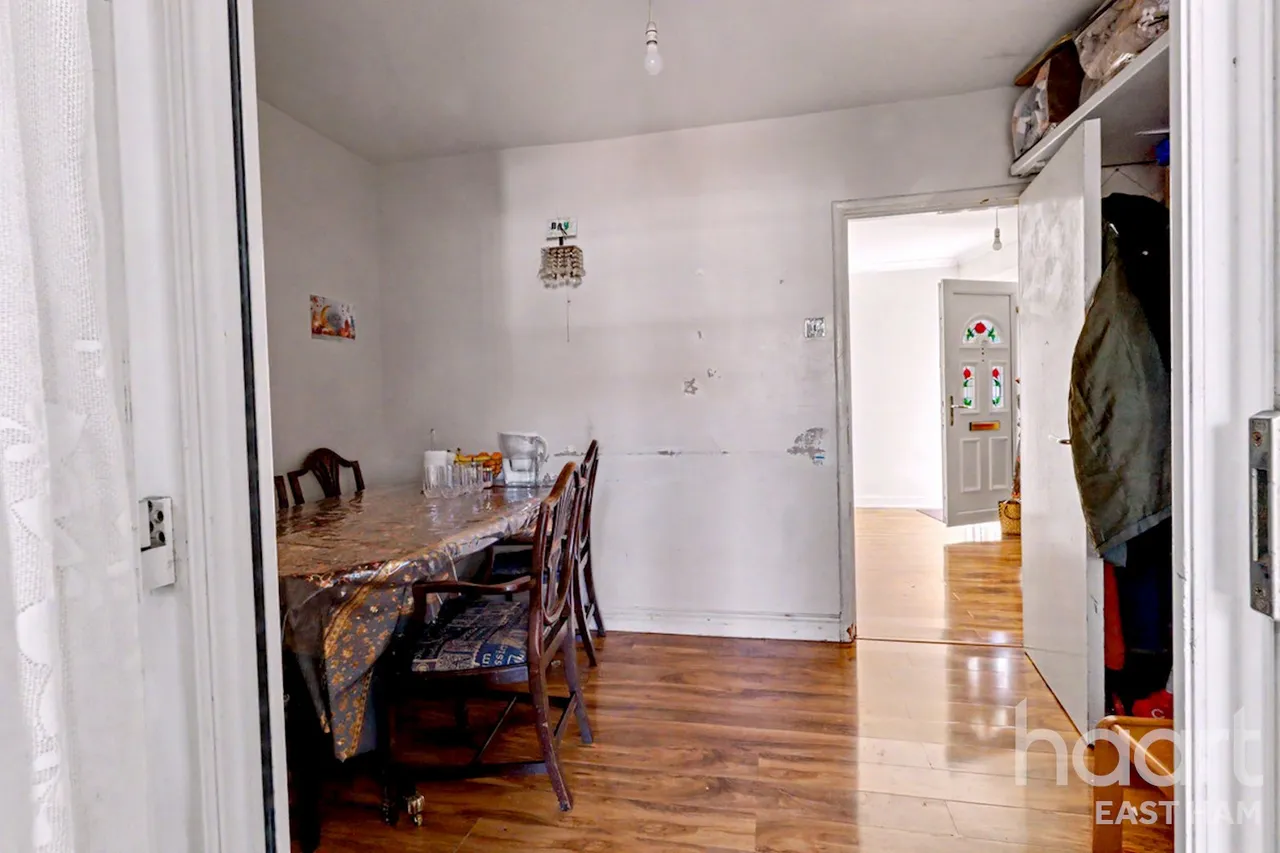 Gooseley Lane, London, E6, photo 15