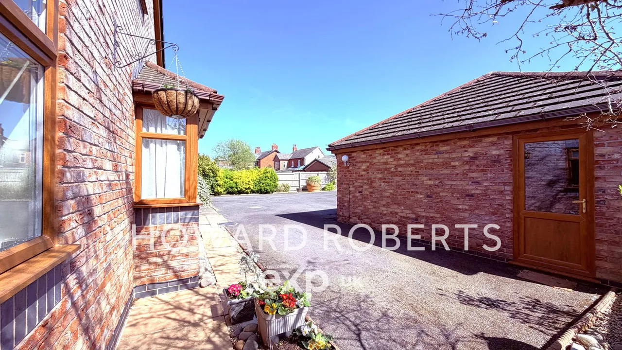 Liverpool Old Road, Much Hoole, PR4, photo 12