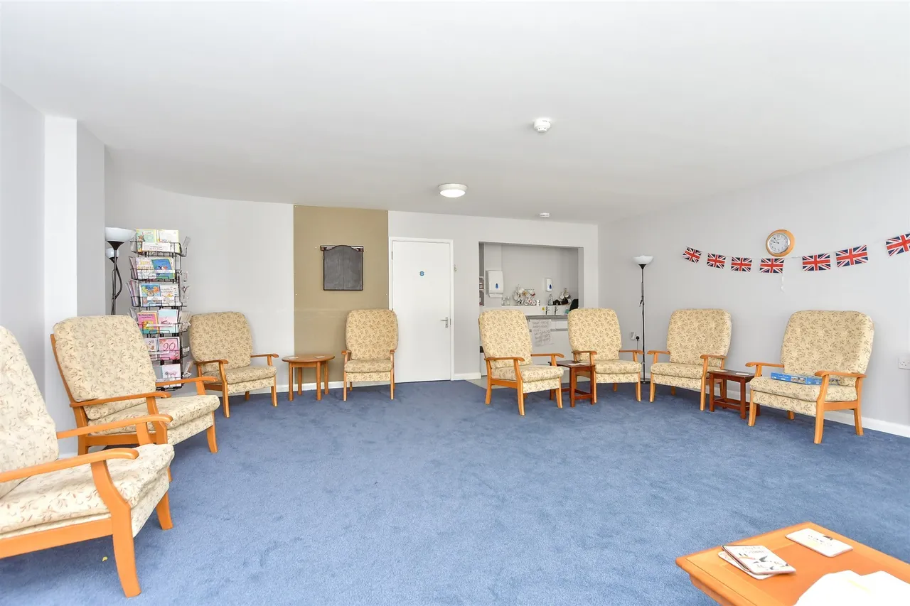 West Lane, Sittingbourne, ME10, photo 10