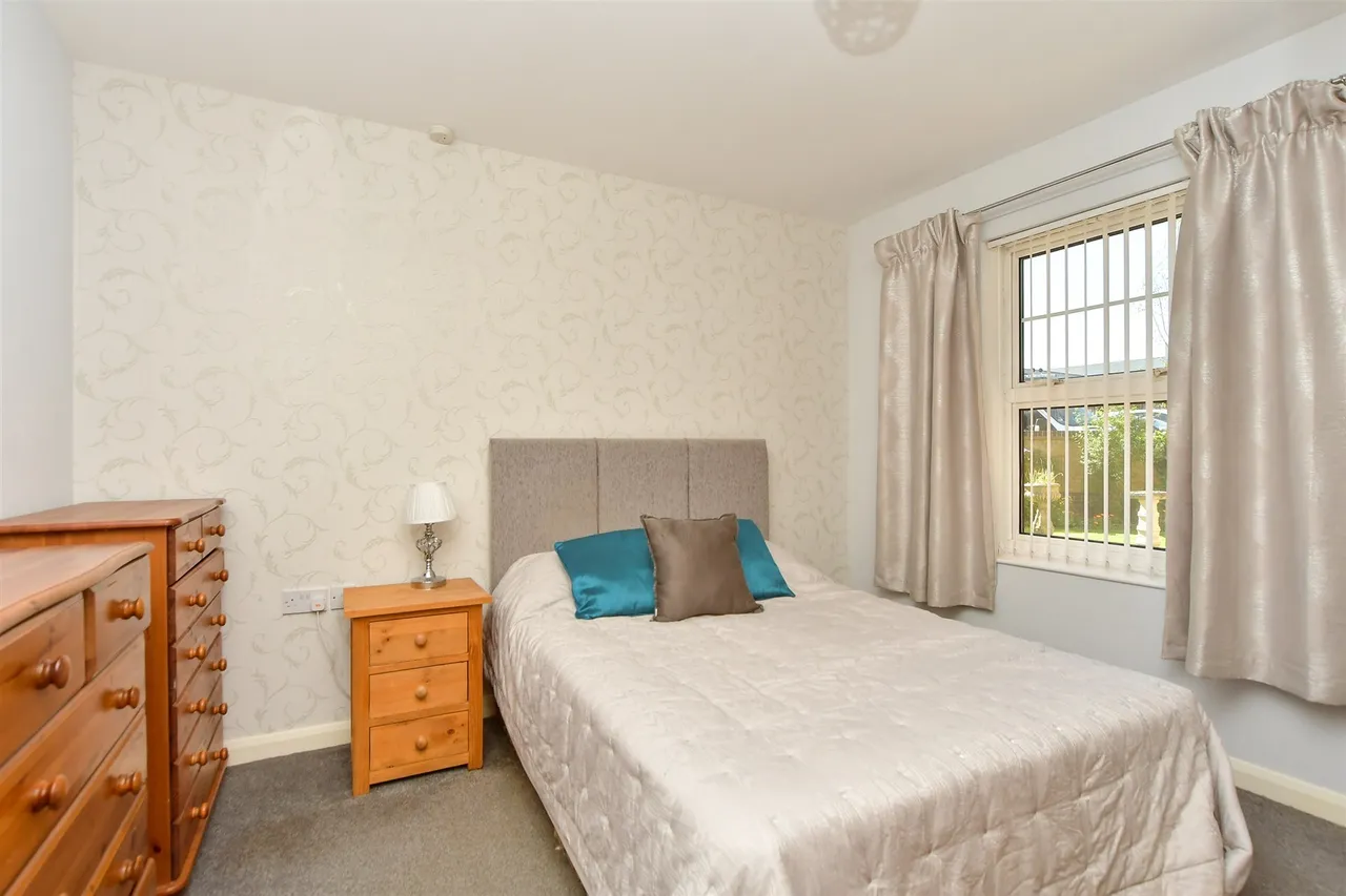 West Lane, Sittingbourne, ME10, photo 6