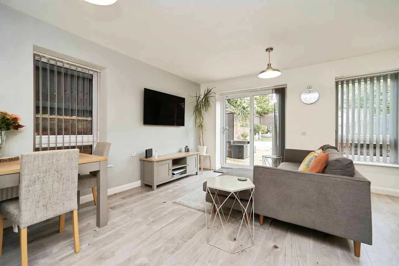Fairfield Street, Leeds, photo 4