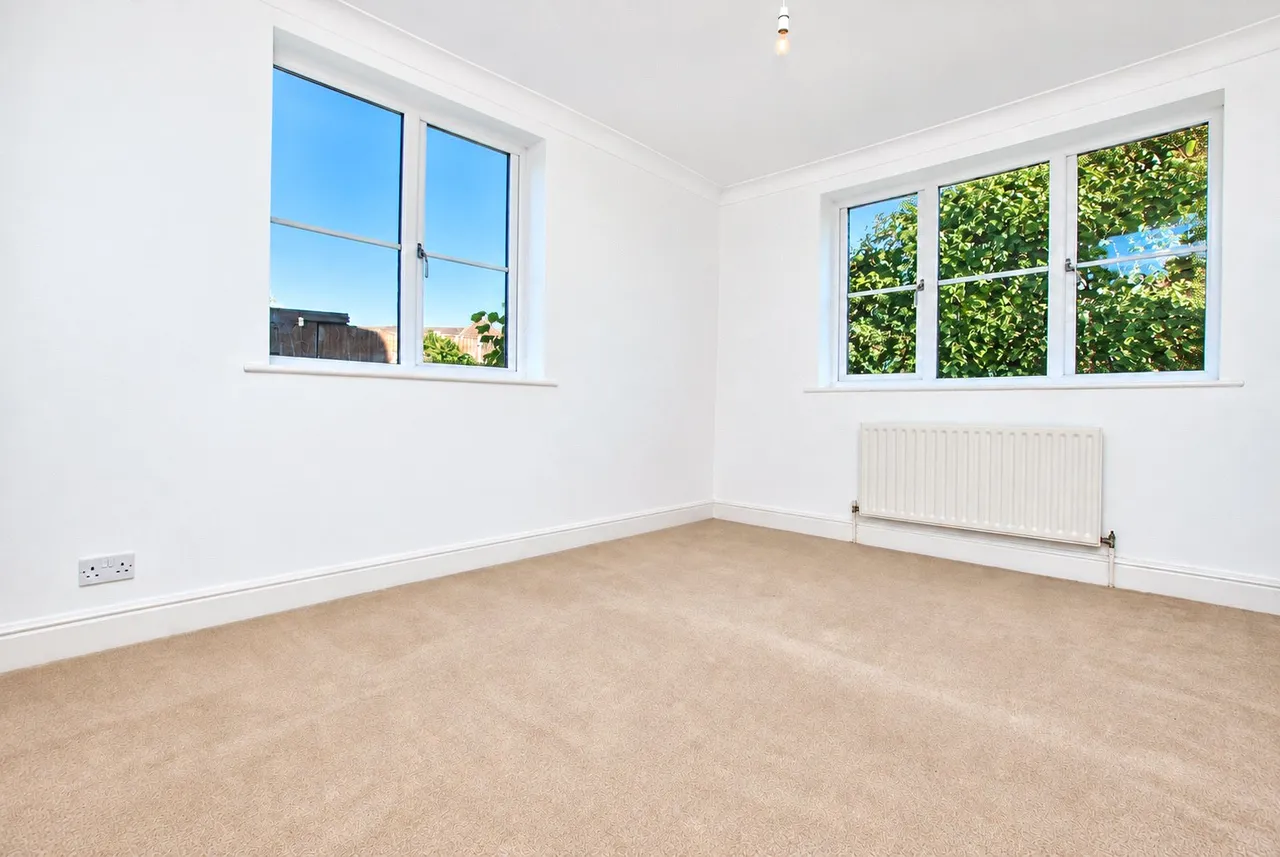 Kings Road, Shalford, GU4, photo 4