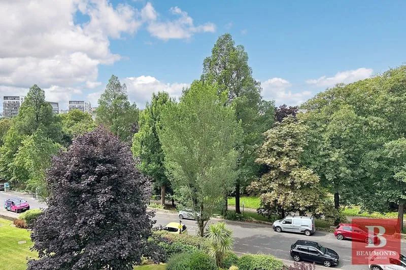 Preston Park Avenue, Brighton BN1 6HR, photo 2
