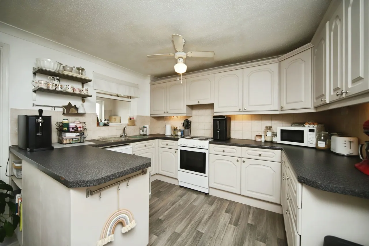 Risemoor Road, Bridgwater, TA6, photo 6