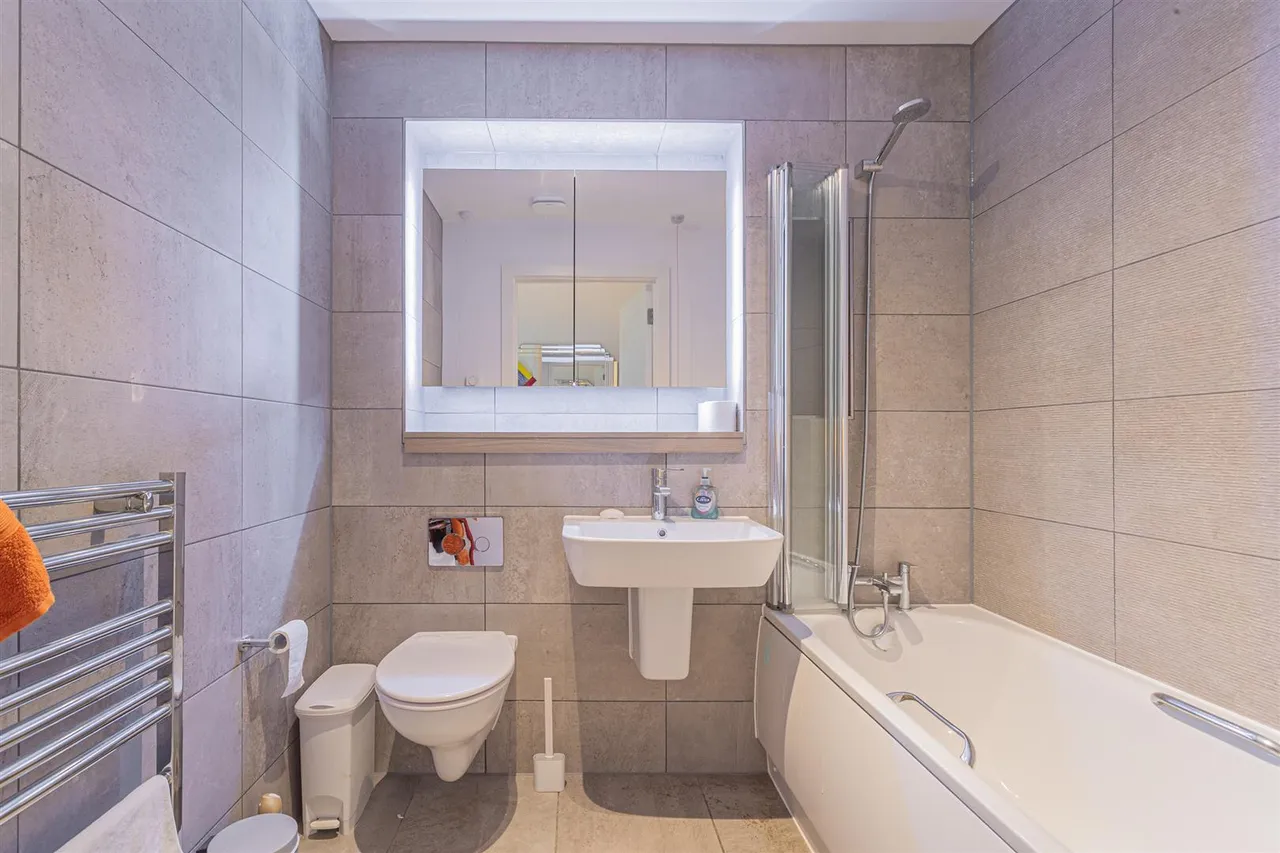 Almond Close, Wadswick Green, SN13, photo 16