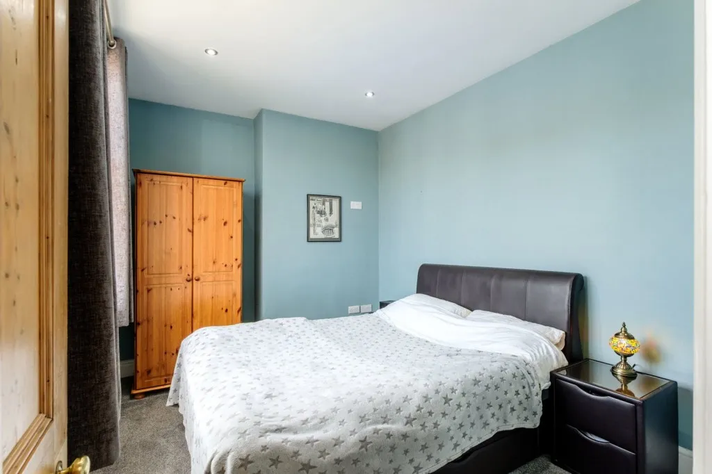 Wellington Street, Syston, LE7, photo 11