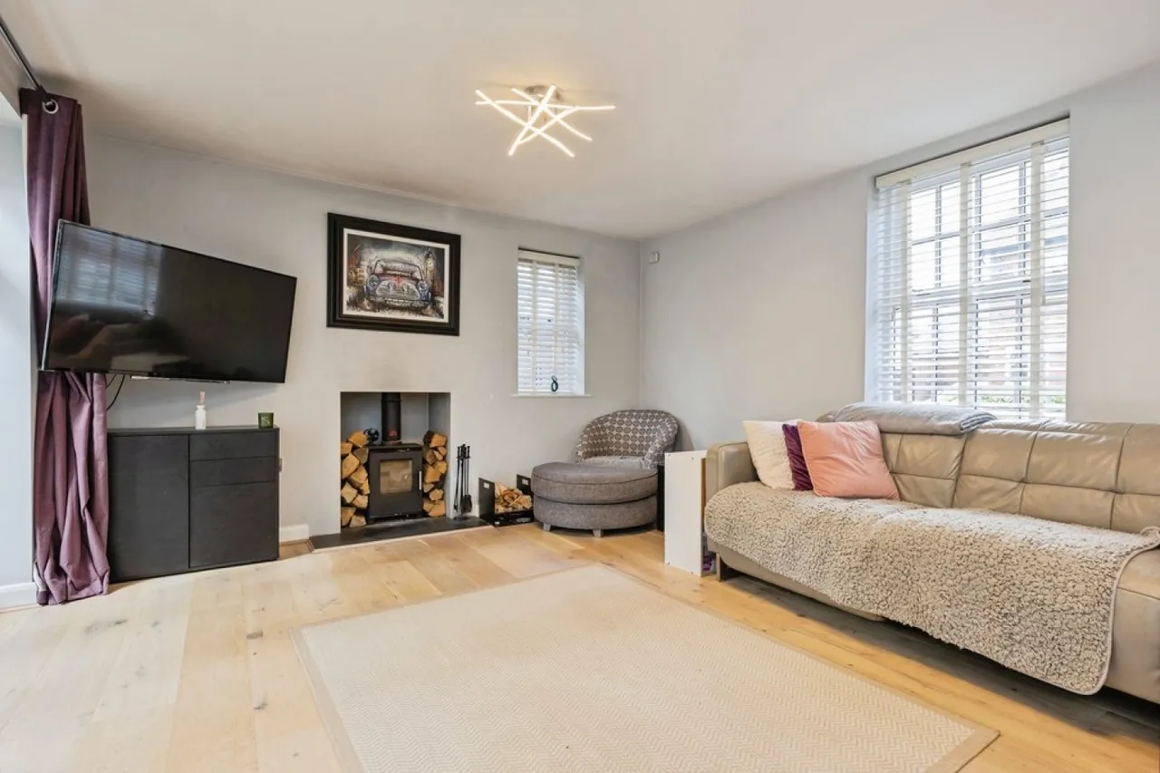 De Lacy Court, Castle Donington, DE74, photo 3