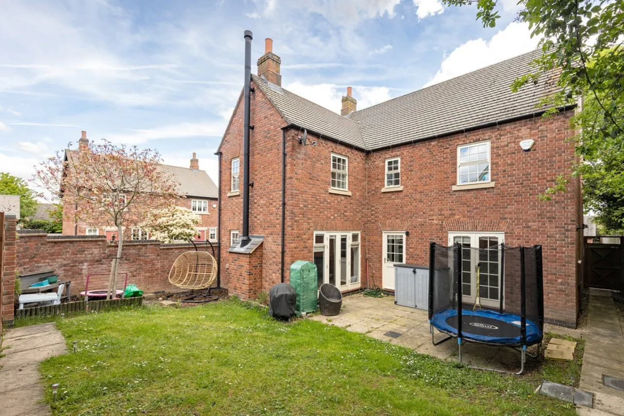 De Lacy Court, Castle Donington, DE74, photo 4
