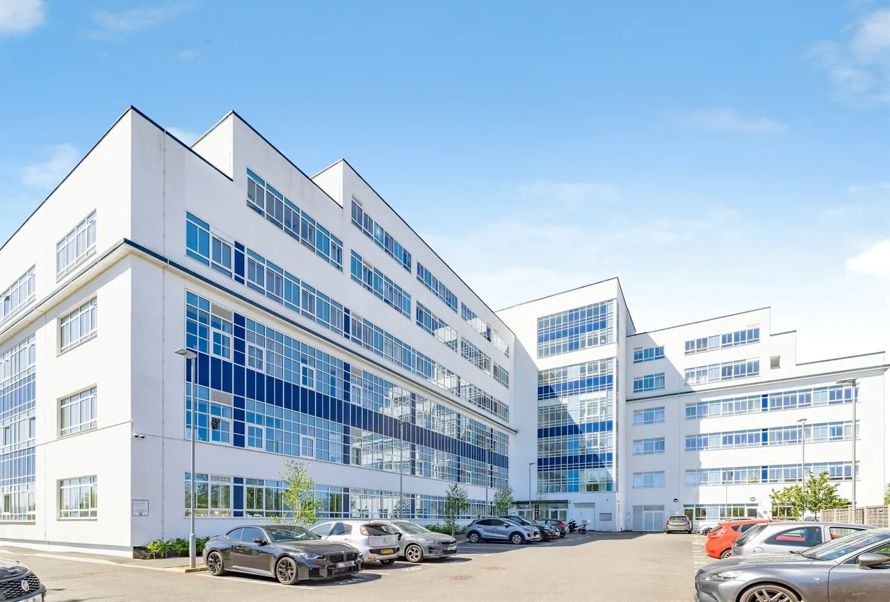 1 bed flat for sale, Cherry Tree Road, Watford, WD24