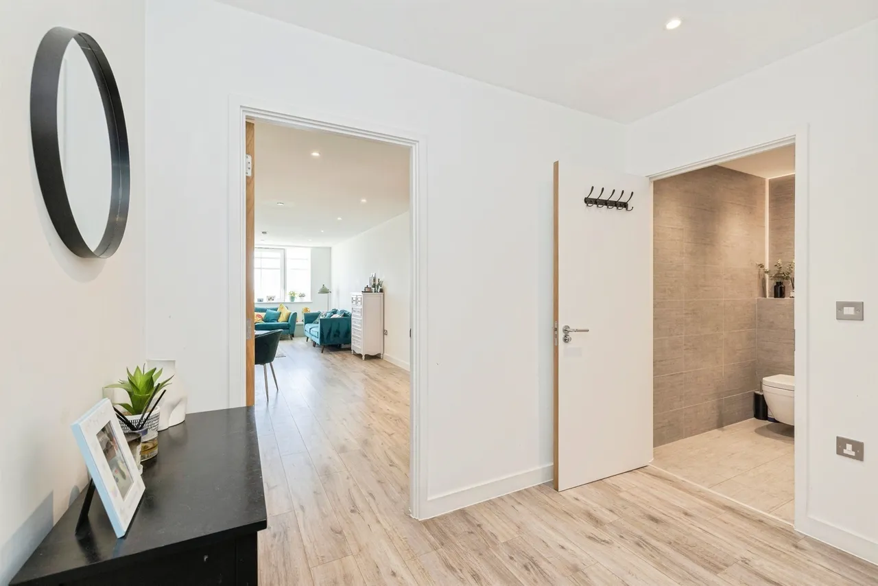 Cherry Tree Road, Watford, WD24, photo 12