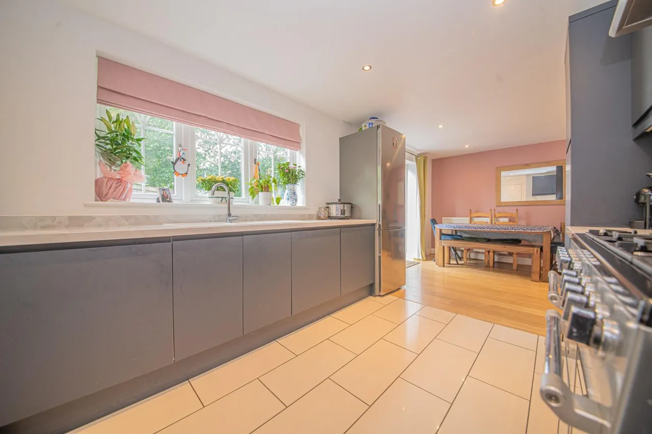 Midhurst Court, Chandler's Ford, Eastleigh, SO53 3LF, photo 10