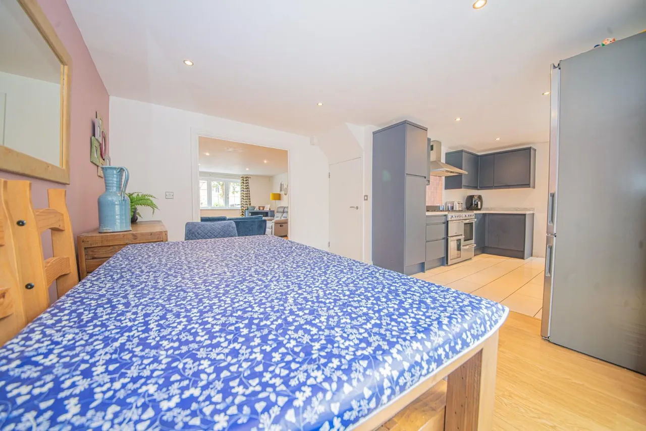Midhurst Court, Chandler's Ford, Eastleigh, SO53 3LF, photo 7