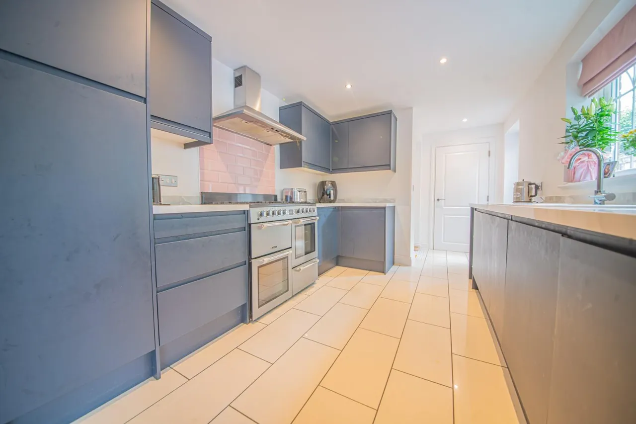 Midhurst Court, Chandler's Ford, Eastleigh, SO53 3LF, photo 8