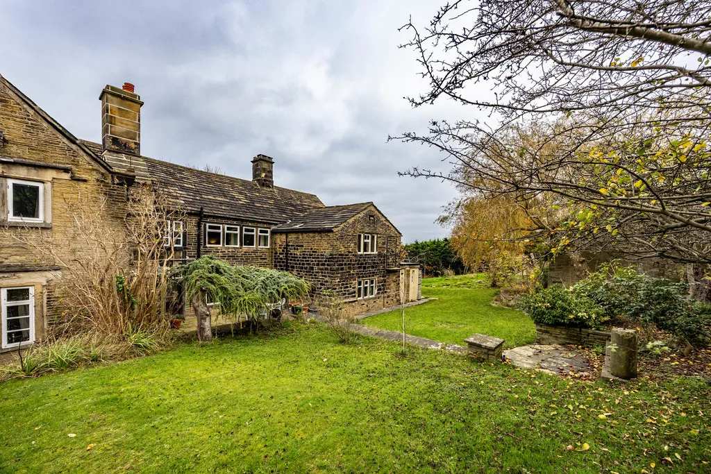 Whitwell Green Lane, Elland, photo 45