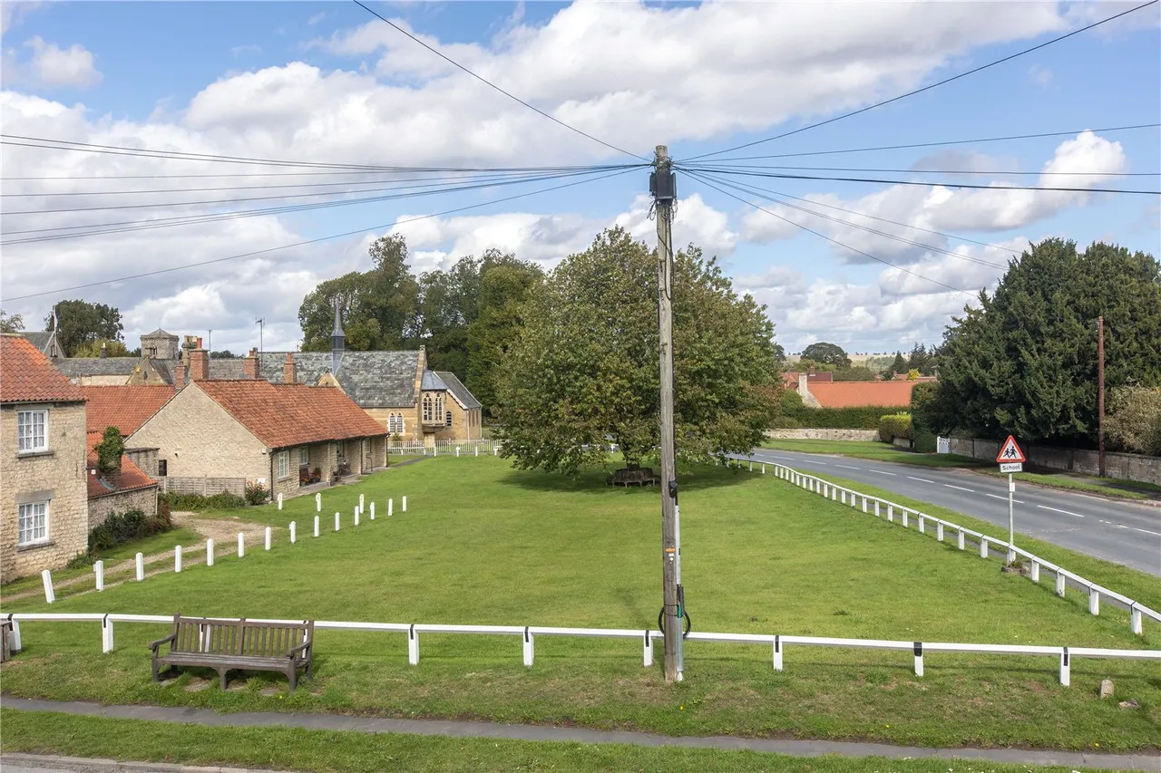 Park Street, Hovingham, York, North Yorkshire, YO62 4JZ, photo 12