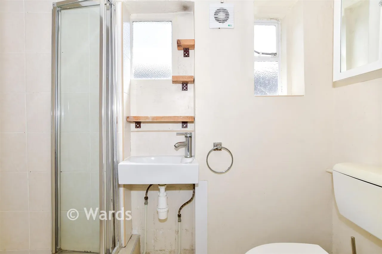 Tonbridge Road, Maidstone, ME16, photo 7