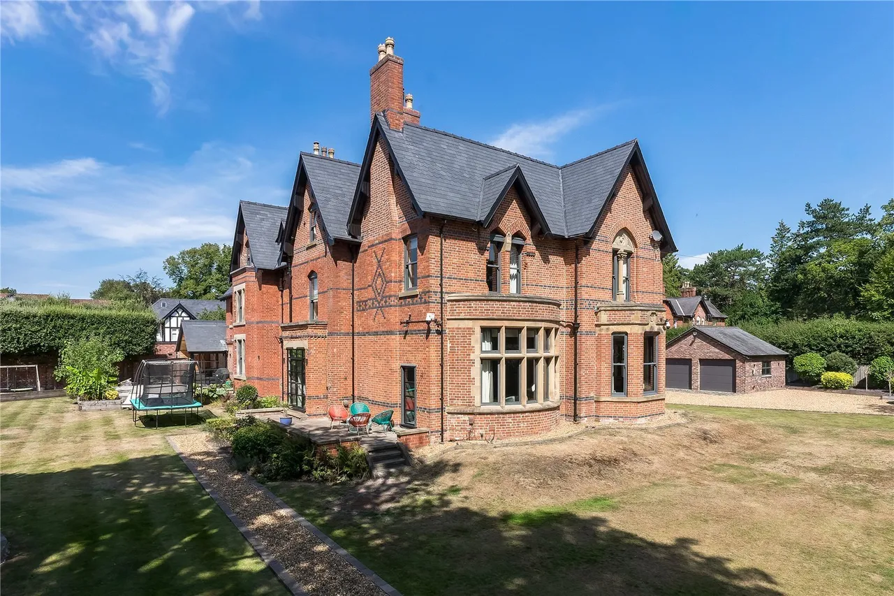 Leycester Road, Knutsford, WA16, photo 25