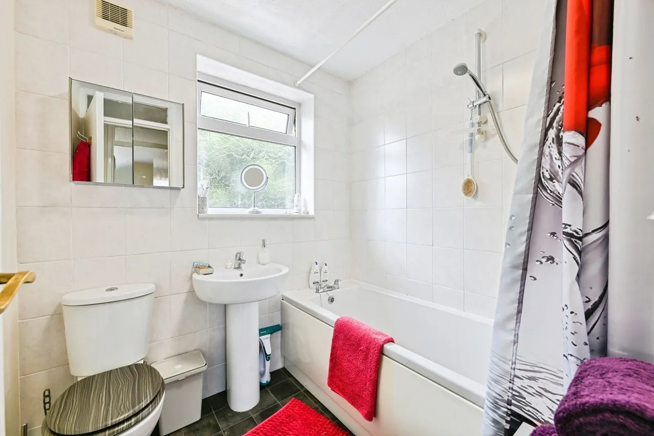 Nicholas Road, Beeston, NG9, photo 10