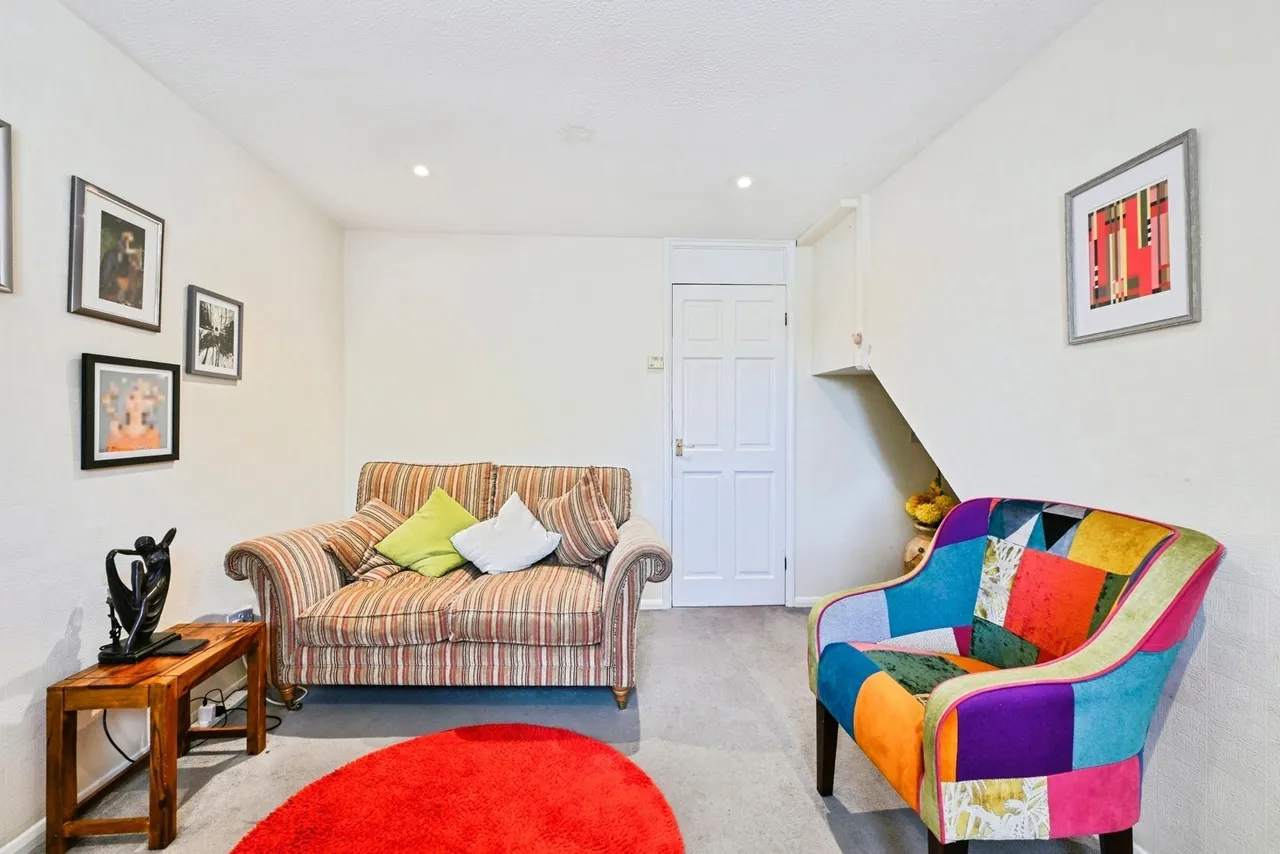 Nicholas Road, Beeston, NG9, photo 8