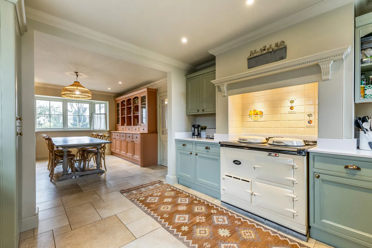 Cirencester Road, Minchinhampton, GL6, photo 2